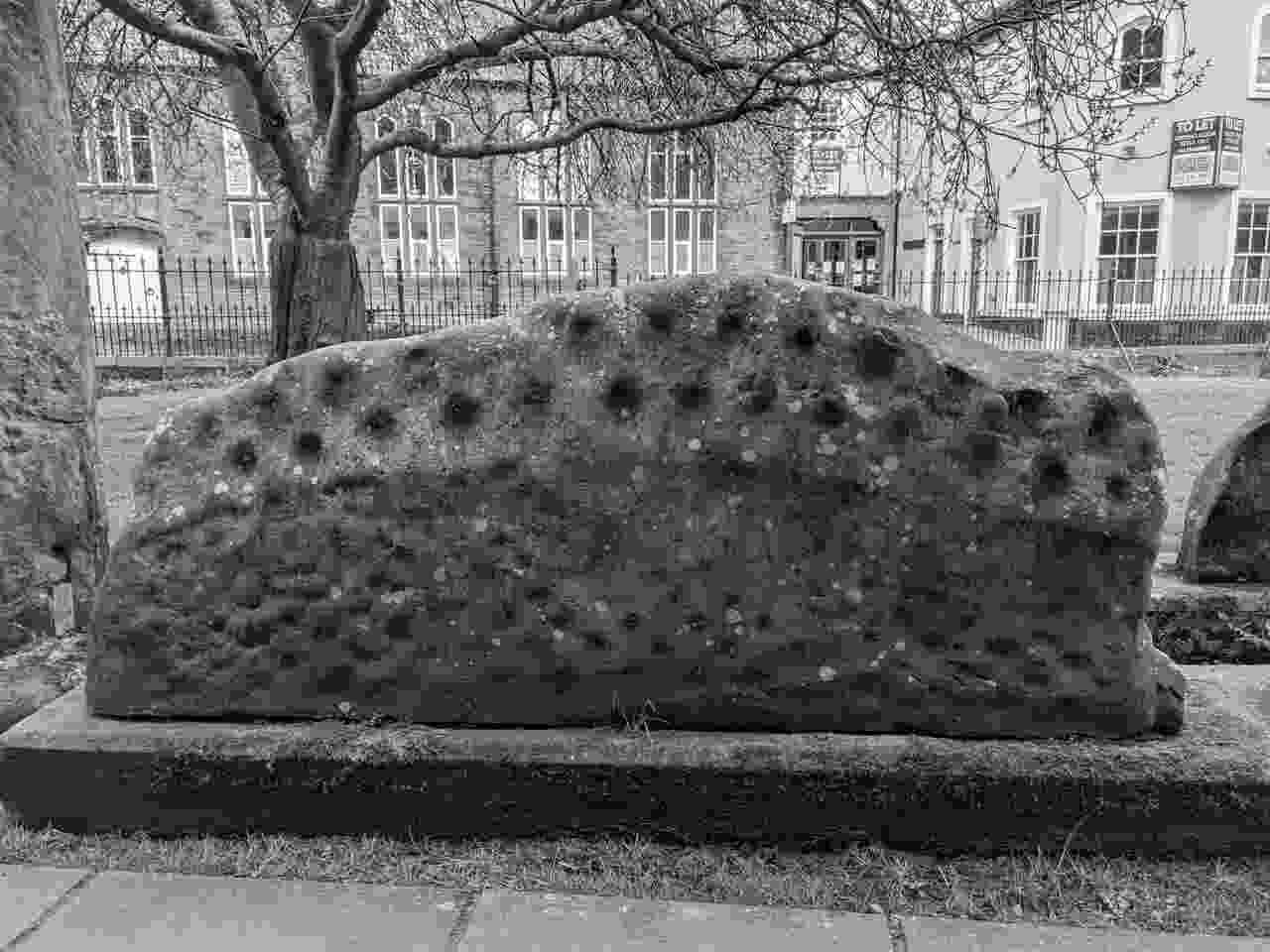 giants_grave_2