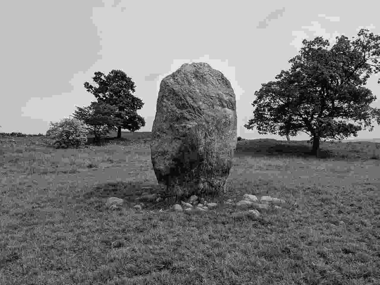 mayburgh_henge_1
